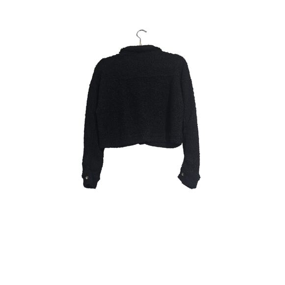 Cropped fuzzy black jacket - Picture 4 of 5